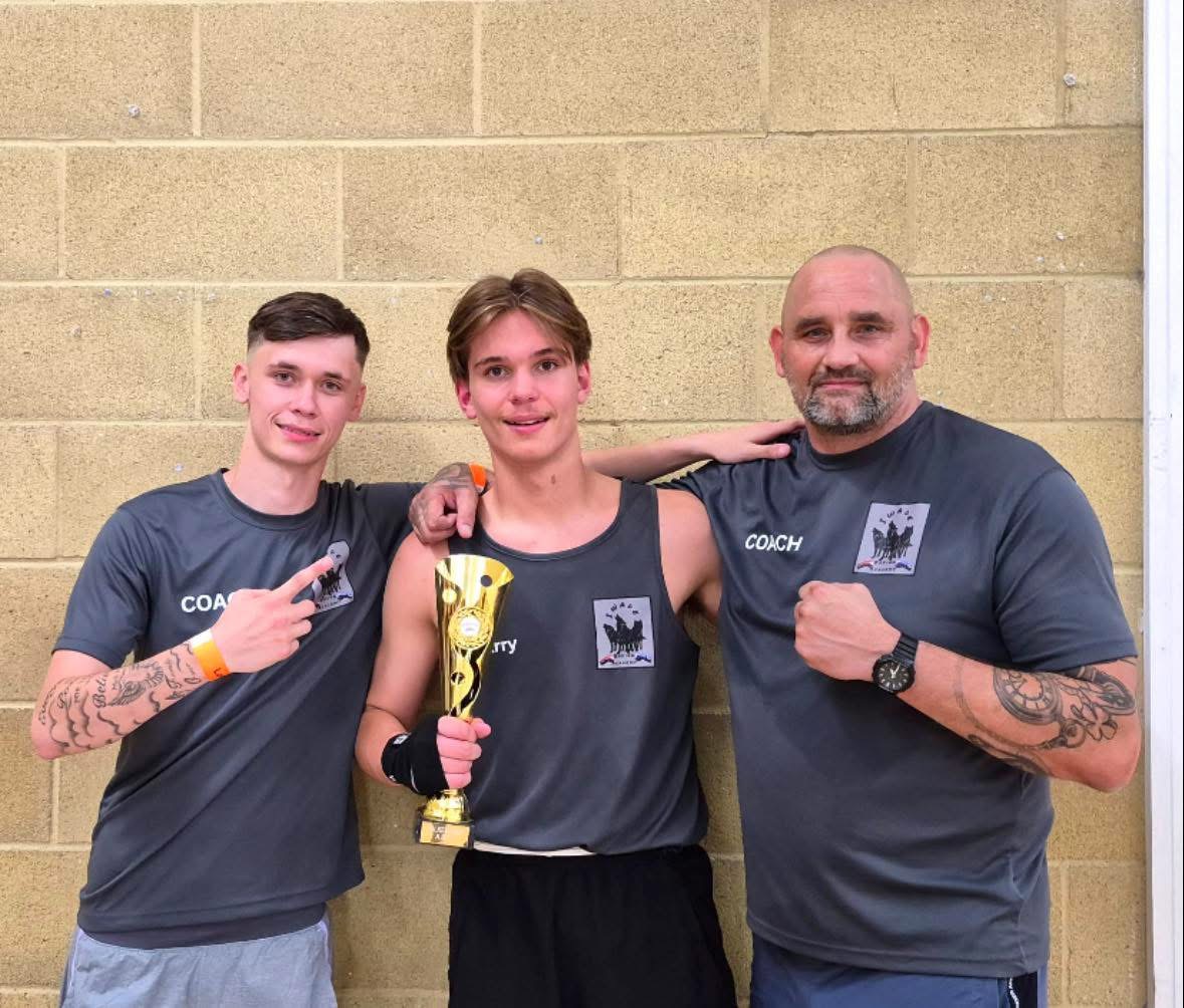 Harry wins his first amateur fight!!!